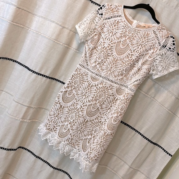 hidden label Dresses & Skirts - Hidden label lace dress--see description for size